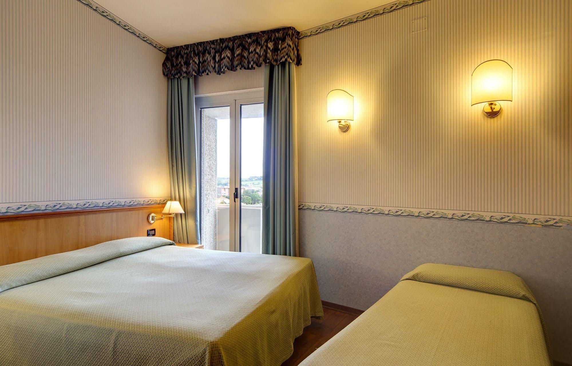 Hotel Palace Senigallia Zewnętrze zdjęcie